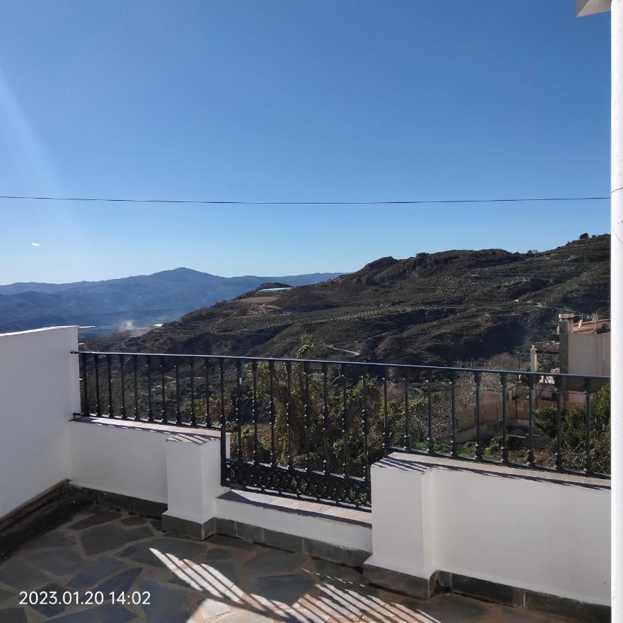 Apartamento Vacacional En La Alpujarra Laroles Exterior photo